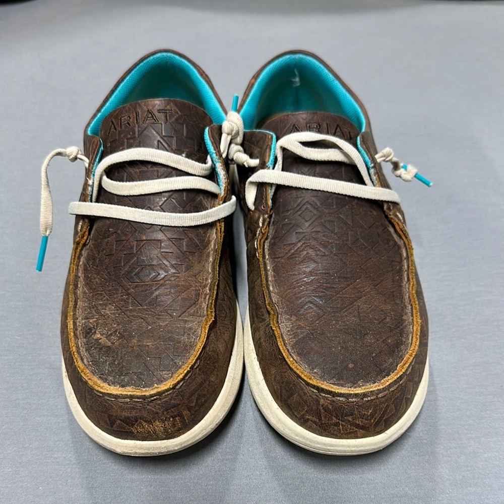 Ariat Embossed Brown Leather Hilos with Turquoise Accents